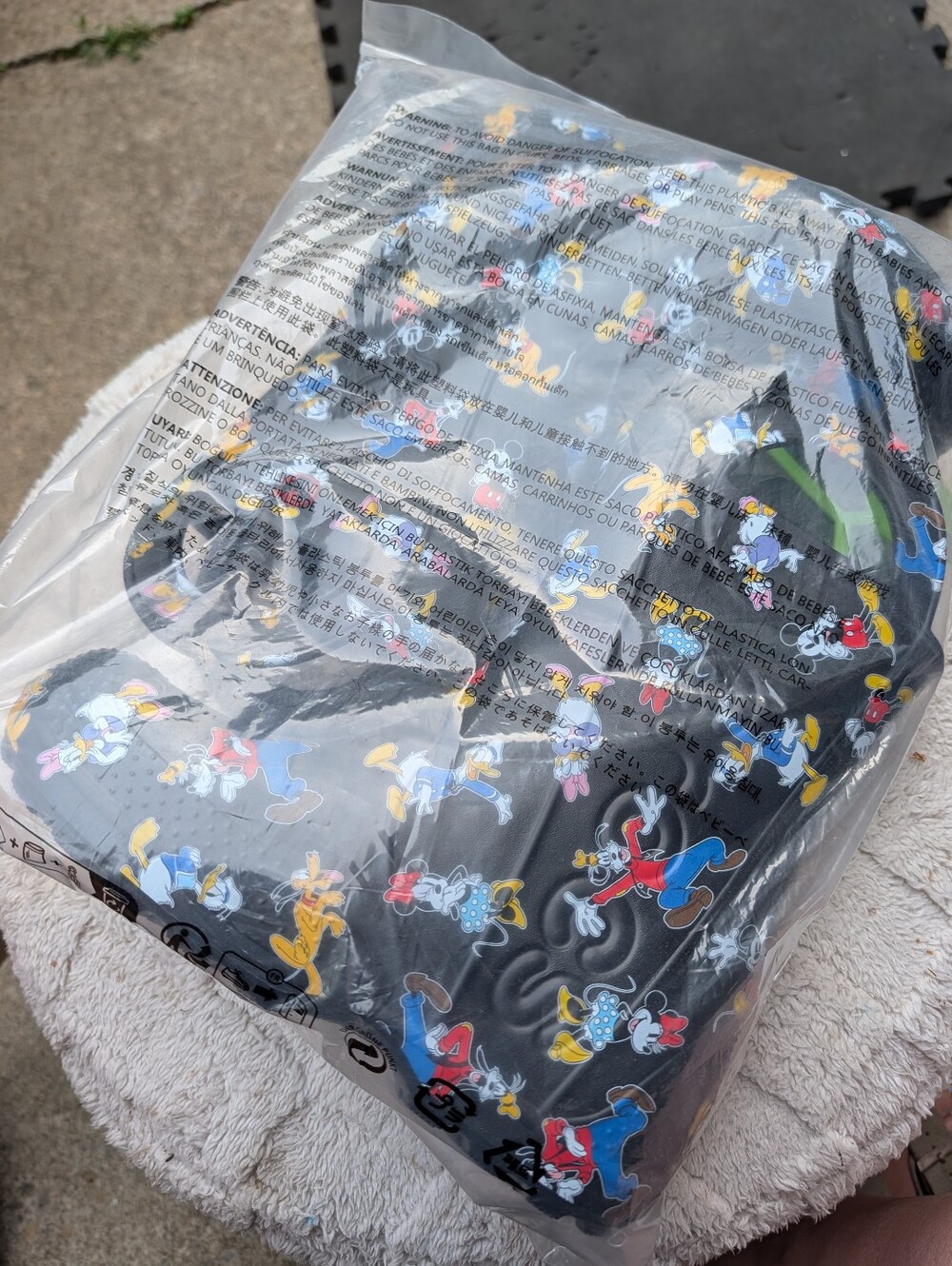 Mickey Mouse & Friends Pull On Rainboots By Crocs NWT Size 5